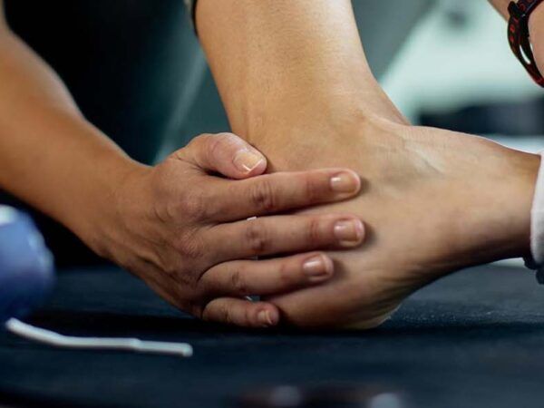 Les douleurs au talon chez nos jeunes athlètes : problématiques fréquentes et traitement en physiothérapie