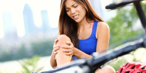 Comment prévenir des blessures courantes à vélo et les douleurs au genoux chez Kinatex Sports Physio, Québec et Ontario.