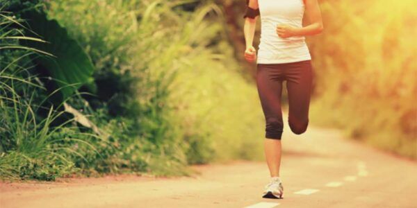 Incontinence chez les jeunes femmes sportives et la relation avec le sport chez Kinatex Sports Physio, Québec et Ontario.