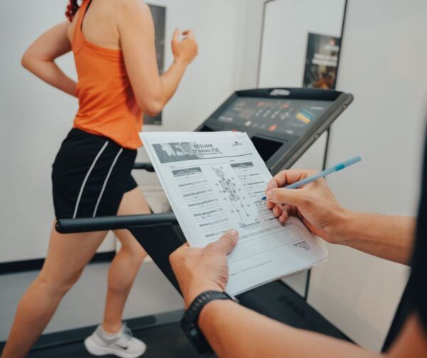 La périostite tibiale chez le coureur, Kinatex Sports Physio, Québec et Ontario. 