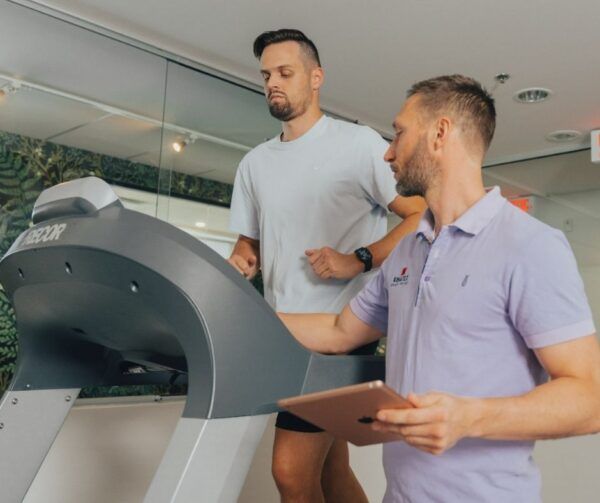 Douleurs tendineuses chez le coureur, Kinatex Sports Physio, Québec et Ontario. 