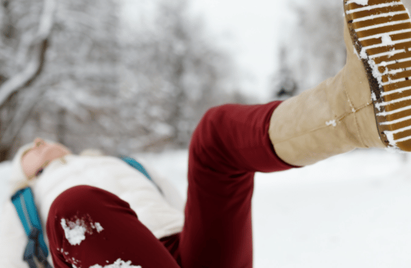 Les conseils de nos physios pour éviter les chutes cet hiver