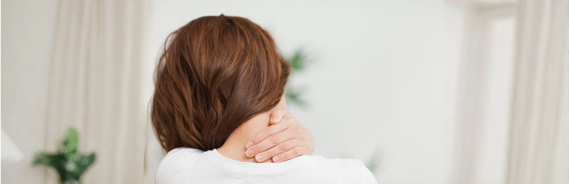 L’ostéopathie et les douleurs cervicales : Une approche douce pour retrouver mobilité et confort